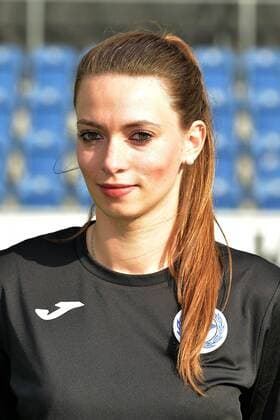 07-08-2019 pmk NB14 Fussball Frauen 2.Bundesliga Saison 2019 2020 DSC Arminia Bielefeld Frauen Fototermin Claudia BUJNA -Physiotherapeutin- Bielefeld