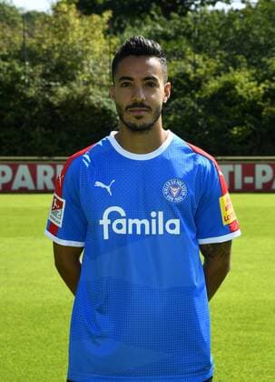 Salim Khelifi; Holstein Kiel; 2. BL, Porträttermin 2019 2020, Fußball, Männer, 24.08.19 Kiel NLZ Projendorf Kiel Germany