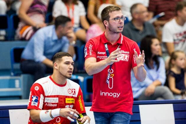2. Handball-Bundesliga; VfL Gummersbach - TUSEM Essen; 24.08.2019 TUSEM Essen Trainer Jaron Siewert, 2. Handball-Bundesliga VfL Gummersbach - TUSEM Essen; Gummersbach, Schwalbe arena Copyright: xBEAUTIFULxSPORTS Wunderlx