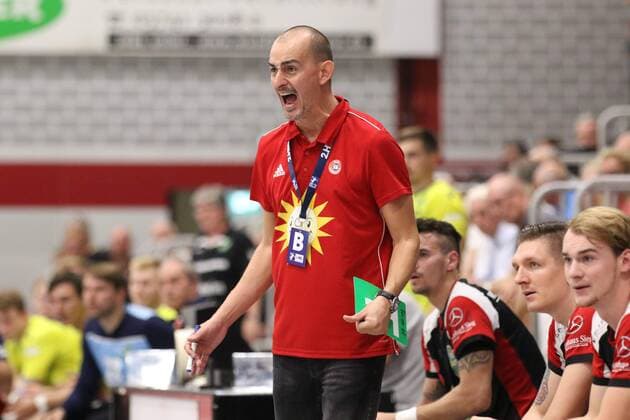 Emir Kurtagic (Trainer TuS N-Luebbecke) GER, Handball, 2. Bundesliga, TuS N-Luebbecke gegen DJK Rimpar Woelfe, 24.08.2019 Luebbecke Copyright: xEIBNER JanxStrohdiekx EP_JSK