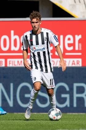 Paderborn, Germany 24.08.2019, 1. Bundesliga, 2. Spieltag, SC Paderborn 07 - SC Freiburg, Luca Waldschmidt (SCF) in aktion ( Defodi-01061008540