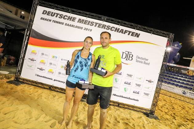 Deutsche Meister 2019: Mareike Biglmaier und Benjamin Ringlstetter, Deutsche Meisterschaften im Beach Tennis 2019 - Finale Mixed, Kleiner Markt in Saarlouis, 24.08.2019,