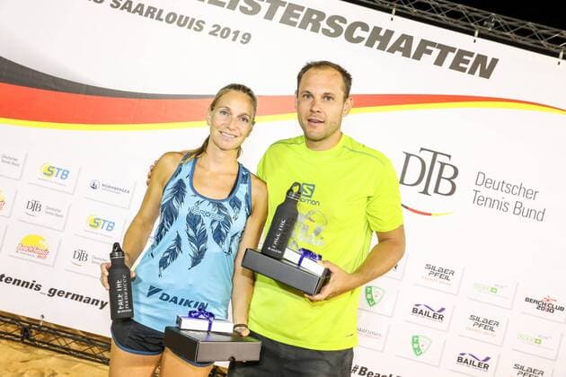 Deutsche Meister 2019: Mareike Biglmaier und Benjamin Ringlstetter, Deutsche Meisterschaften im Beach Tennis 2019 - Finale Mixed, Kleiner Markt in Saarlouis, 24.08.2019,