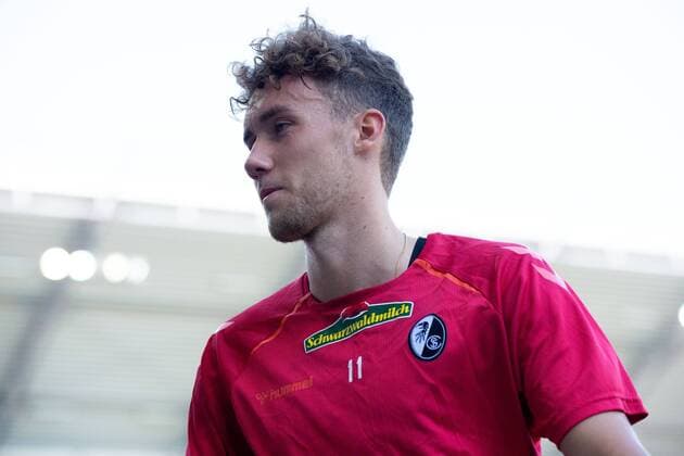 Paderborn, Deutschland 24.08.2019: 1. Bundesliga - 2019 2020 - SC Paderborn 07 vs. SC Freiburg Luca Waldschmidt (Freiburg) Paderborn Nordrhein-Westfalen Deutschland Benteler Arena