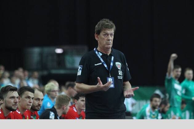 SC DHfK Leipzig vs. Fuechse Berlin, Liqui Moly HBL, 25.08.19 Handball, 1. Bundesliga, Saison 2019 2020, 1. Spieltag: SC DHfK Leipzig vs. Fuechse Berlin am 25.08.19 in der Arena Leipzig. Im Bild: Trainer Velimir Petkovic (Fuechse Berlin) Copyright: xBEAUTIFULxSPORTS JanxKaeferx