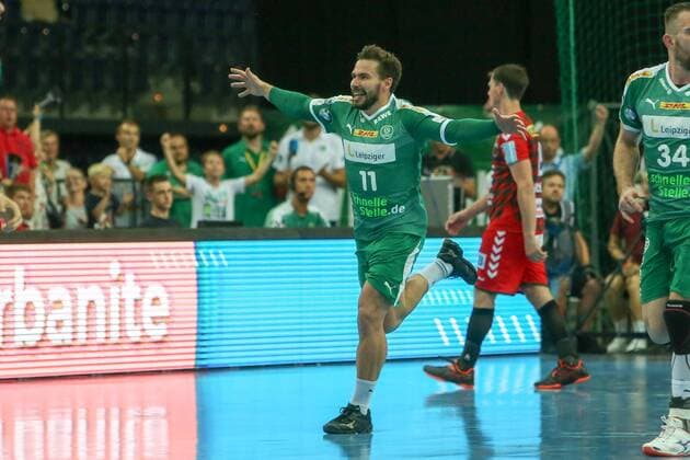 DHfK - Fuechse Berlin Handball Leipzig, 25.08.2019, Arena Leipzig, Handball, 1. Bundesliga, 1. Spieltag , SC DHfK - Füchse Berlin 24:23 (10:14) , Im Bild: Lukas Binder (11, Leipzig) jubelt ,