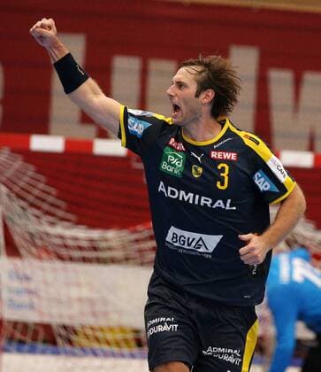 Handball, 1. Bundesliga: Die Eulen Ludwigshafen - Rhein-Neckar-Löwen, 1. Spieltag am 25.08.2019, Saison 2019 20, ZmdZ, Uwe Gensheimer (3, Rhein Neckar Löwen) jubel, Die Eulen Ludwigshafen - Rhein-Neckar-Löwen