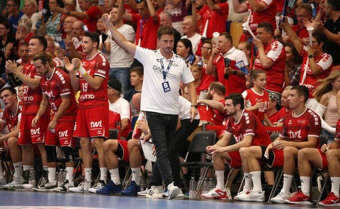 Handball, 1. Bundesliga: Die Eulen Ludwigshafen - Rhein-Neckar-Löwen, 1. Spieltag am 25.08.2019, Saison 2019 20, ZmdZ, Ben Matschke (Trainer, Eulen Ludwigshafen), Die Eulen Ludwigshafen - Rhein-Neckar-Löwen