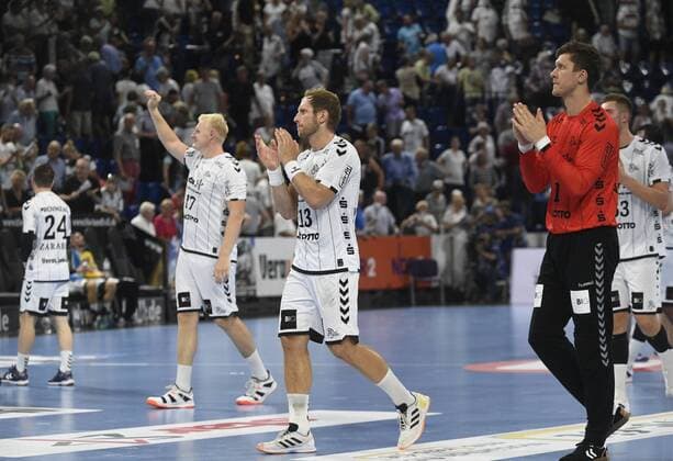 Freude ach dem 31:24-Sieg beim THW Kiel, Liqui-Moly-Handball-Bundesliga, Männer, 1. Spieltag, THW Kiel vs FA Göppingen, 25.08.19 Kiel Sparkassen Arena Schleswig-Holstein Germany