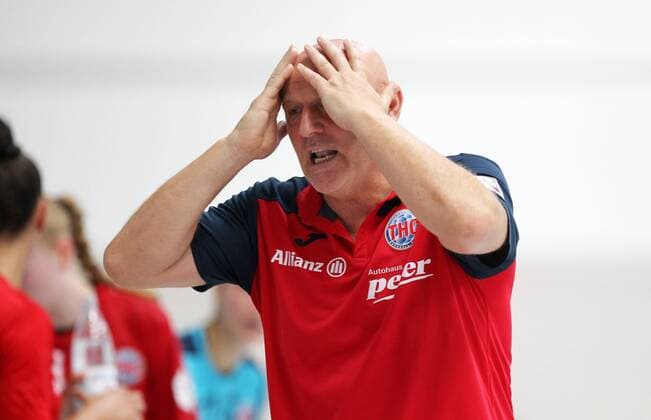 Handball 1. Bundesliga Damen, Saisoneröffnung, THC - Kopenhageb Haandbold 25.08.2019, Erfurt, Riethsporthalle, Handball 1.Bundesliga Damen, Saison 2019 2020, Thüringer Handballclub, Saisoneröffnung Thüringer HC - Kopenhageb Haandbold im Bild Trainer Herbert Müller (THC)