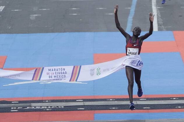 August 25, 2019: EUM20190825DEP07.JPG.CIUDAD DE MEXICO. MarathonMaraton-CDMX.- 25 de agosto de 2019. Aspectos del Maraton de la Ciudad de Mexico que se llevo a cabo de Ciudad Universitaria al Zocalo capitalino. En la imagen la keniana Vivian Kiplagat, ganadora de la rama femenil. Foto: Agencia EL UNIVERSALIvan StephensEELG Latin News: August 25, 2019 Copyright: xElxUniversalx