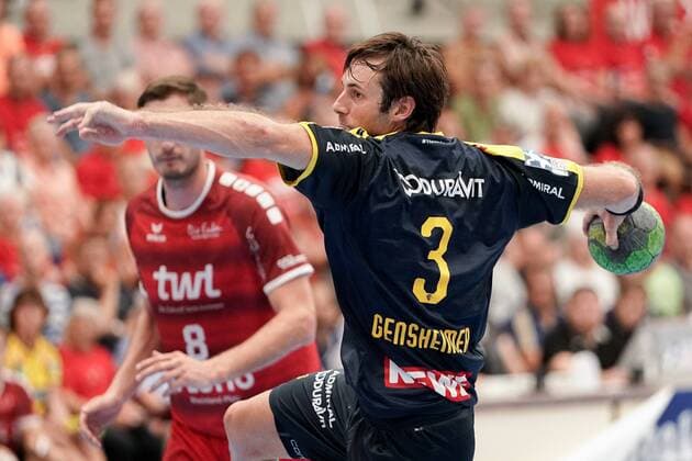 Uwe Gensheimer (RNL, 3), beim Siebenmeter, 7-Meter, Strafwurf, Spielszene, Einzelbild, Aktion, Action, 25.08.2019, Ludwigshafen am Rhein (Deutschland), Handball, Bundesliga, TSG Ludwigshafen-Friesenheim (Die Eulen) - Rhein-Neckar Löwen