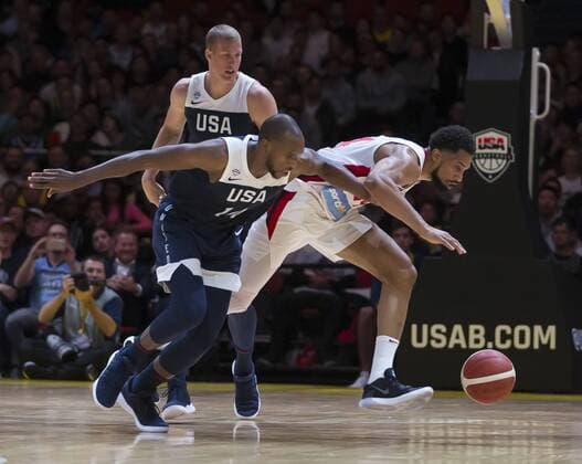 BASKETBALL CANADA USA, Khris Middleton of the USA and Melvin Ejim of Canada collide during the Pre-FIBA World Cup series match between Canada and the USA at Qudos Bank Arena in Sydney, Monday, August 26, 2019. ( NO ARCHIVING, EDITORIAL USE ONLY, NO USE IN BOOKS WITHOUT CONSENT SYDNEY NSW AUSTRALIA  Copyright: xCRAIGxGOLDINGx 20190826001415010069