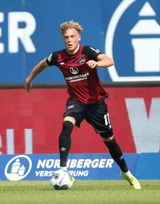 25.08.2019, Fussball, 2. Bundesliga, 2. Liga, Saison 2019 2020, Herren, Deutschland, 1. FC Nürnberg - VfL Osnabrück, v.l. Robin Hack, 1. FC Nürnberg, Freisteller, Einzelbild, Aktion, Ganzkörper, Ganzfigur, Einzelaktion,