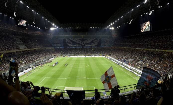 IPP20190826 Football - soccer: Serie A, 2019 2020 - Inter Mailand - US Lecce, lo striscione dei tifosi dell Inter in ricordo del tifoso della Lazio Fabrizio Piscitelli ( Diabolik ) (Verwendung nur in Deutschland - GERMANY ONLY) *** IPP20190826 Football soccer Serie A, 2019 2020 Inter Milan US Lecce, lo striscione dei tifosi dell Inter in ricordo del tifoso della Lazio Fabrizio Piscitelli Diabolik Use only in Germany GERMANY ONLY 