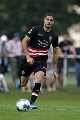 Meerbusch, Deutschland, Fussball, Vorbereitungsspiel, TSV Meerbusch vs. Fortuna Düsseldorf 0-6 am 27.08.2019 in Meerbusch-Lank Lex-Tyger LOBINGER (F 95)