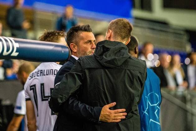 190828 Nenad Bjelica, head coach of Dinamo Zagreb, and Eirik Horneland, head coach of Rosenborg, after the Champions League play-off match between Rosenborg and Dinamo Zagreb on August 28, 2019 in Trondheim. Photo: Marius Simensen BILDBYRAN Cop 238 bbeng champions league play-off dinamo zagreb football fotball fotboll rosenborg Copyright: MARIUSxSIMENSEN BB190828BB096