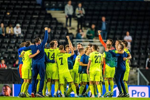 190828 Nenad Bjelica, head coach of Dinamo Zagreb, and the rest of the Dinamo Zagreb players celebrates after the Champions League play-off match between Rosenborg and Dinamo Zagreb on August 28, 2019 in Trondheim. Photo: Marius Simensen BILDBYRAN Cop 238 bbeng champions league play-off dinamo zagreb football fotball fotboll rosenborg Copyright: MARIUSxSIMENSEN BB190828BB100