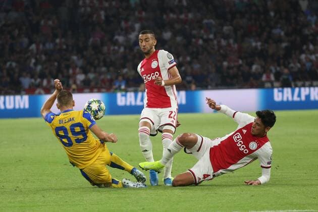 August 28, 2019: AMSTERDAM, NETHERLANDS - AUGUST 28, 2019: Hakim Ziyech (Ajax) controls for the ball during the second leg of the 2019 20 UEFA Champions League Final Final Qualifying Round fixture between AFC Ajax (Netherlands) and Apoel FC (Cyprus) at Johan Cruijff ArenA. UEFA Champions League Qualyfications: Ajax Amsterdam vs APOEL FC - ZUMAm251 20190828_zsp_m251_017 Copyright: xFedericoxGuerraxMaranesix