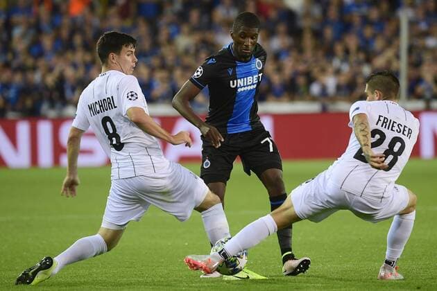 BRUGGE, BELGIUM - AUGUST 28 : Clinton Mata defender of Club Brugge battles for the ball with Peter Michori of LASK and Dominik Frieser of LASK during the Champions League Play-offs 2nd leg match game between Club Brugge and LASK on August 28, 2019 in Brugge, Belgium, 28 08 2019 ( Photo by {Byline:Pc} Photonews FOOTBALL : Club Brugge vs LASK - Champions League Play-offs - 28 08 2019 PHOTONEWS PANORAMIC 