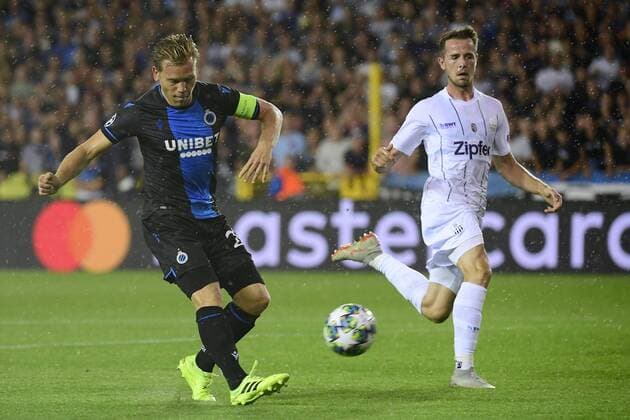 BRUGGE, BELGIUM - AUGUST 28 : Ruud Vormer midfielder of Club Brugge scores but the goal was cancelled due to offside during the Champions League Play-offs 2nd leg match game between Club Brugge and LASK on August 28, 2019 in Brugge, Belgium, 28 08 2019 ( Photo by Peter De Voecht Photonews FOOTBALL : Club Brugge vs LASK - Champions League Play-offs - 28 08 2019 PHOTONEWS PANORAMIC 