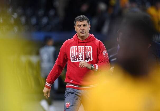 FUSSBALL CHAMPIONS LEAGUE SAISON 2019 2020 Play Off Hinspiel in Bern BSC Young Boys Bern - Roter Stern Belgrad 21.08.2019 Trainer Vladan Milojevic (Roter Stern Belgrad)