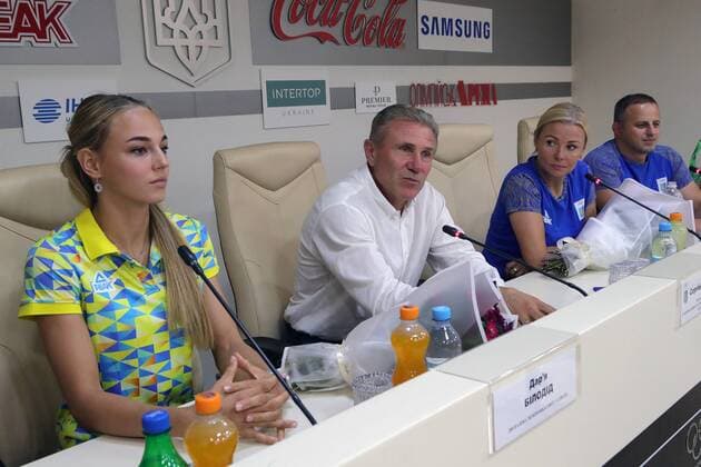 Two-time world judo champion Daria Bilodid, 18, Ukrainian National Olympic Committee President Serhiy Bubka and mother of the young athlete Svitlana Kuznetsova (L to R) attend a news conference, Kyiv, capital of Ukraine, August 29, 2019. Daria Bilodid won her second gold medal at the 2019 World Judo Championships in Tokyo. Ukrinform. Two-time world judo champion Daria Bilodid gives news conference in Kyiv  Copyright: xPavlo_Bagmutx