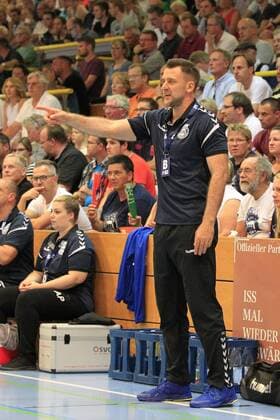 2.Bundesliga Handball VfL Luebeck-Schwartau - VfL Gummersbach 30.08.2019, Hansehalle Luebeck, GER, VfL Luebeck-Schwartau - VfL Gummersbach im Bild picture shows Trainer Piotr Przybecki VfL Luebeck-Schwartau