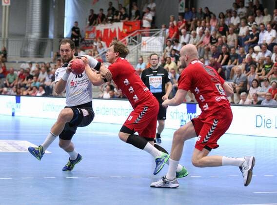 Marc Pechstein (HC Elbflorenz Dresden 60) gegen Jakob Schwabe (ASV Hamm-Westfalen 11)(rechts) GER, Handball, 2. Bundesliga, ASV Hamm-Westfalen gegen HC Elbflorenz Dresden, 31.08.2019 Hamm Copyright: xEIBNER JanxStrohdiekx EP_JSK