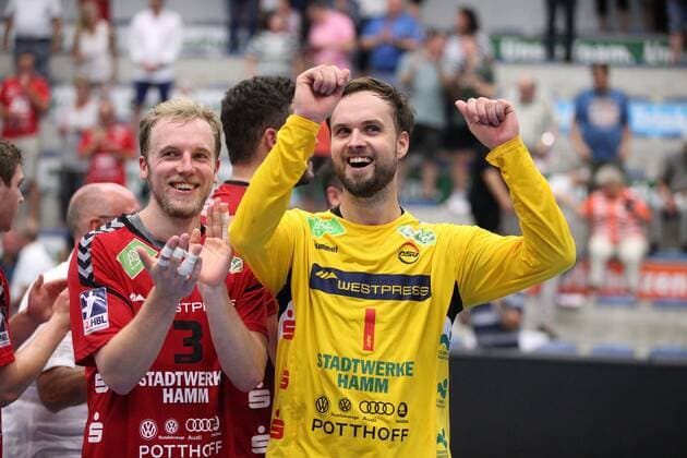 v.l. Fabian Huesmann (ASV Hamm-Westfalen 3), Felix Storbeck (ASV Hamm-Westfalen 1) GER, Handball, 2. Bundesliga, ASV Hamm-Westfalen gegen HC Elbflorenz Dresden, 31.08.2019 Hamm Copyright: xEIBNER JanxStrohdiekx EP_JSK