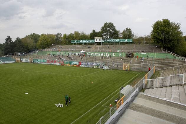 Fußball Regionalliga Nordost Saison 2019 2020 7. Spieltag am Sonntag, 01. September 2019 im Alfred-Kunze-Sportpark in Leipzig: BSG Chemie Leipzig - SV Lichtenberg 47 Uebersicht Alfred-Kunze-Sportpark BSG Chemie Leipzig - SV Lichtenberg 47