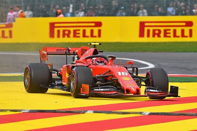 01.09.2019, xekx, Motorsport FIA Formel 1, Großer Preis von Belgien 2019 - Rennen emspor, Der einzige Fehler im Rennen von Sieger, 1. Platz, Charles Leclerc (Ferrari). Charles Leclerc (Ferrari) kommt von der Strecke ab. (DFL DFB REGULATIONS PROHIBIT ANY USE OF PHOTOGRAPHS as IMAGE SEQUENCES and or QUASI-VIDEO) Spa