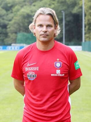 Teampraesentation Erz.Aue Fussball 2.Bundesliga Co Trainer Sascha Franz; FC Erzgebirge Aue; 2.Bundesliga, Porträttermin 2019 2020 , Aue, 26.08.2019, Erzgebirgsstadion, Fussball ,