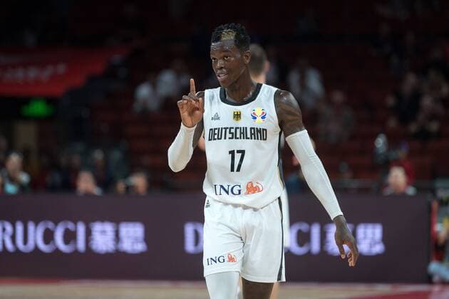 Basketball Shenzhen 05.09.2019 FIBA Basketball Weltmeisterschaften World Cup WM Weltmeisterschaft Deutschland (GER) - Jordanien (JOR) Dennis Schröder Schroeder (Deutschland, No.17) Schröder Schroder