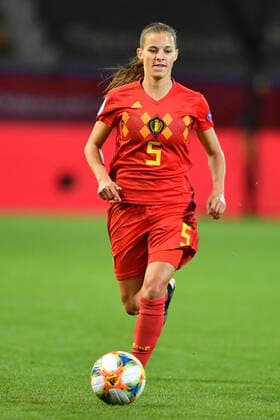 Shari Van Belle (Belgien, Belgium) (5) mit Ball in der Offensive, 03.09.2019, Leuven (Belgien), Fussball , Euro 2021 Frauen Qualifikation Belgien - Kroatien