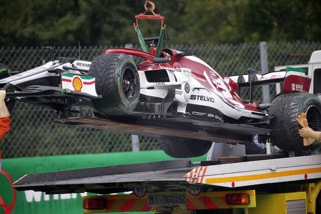 FORMULA 1 GRAN PREMIO HEINEKEN D ITALIA 2019 06.09.2019, Autodromo Nazionale di Monza, Monza, FORMULA 1 GRAN PREMIO HEINEKEN D ITALIA 2019 ,im Bild Kimi Raikkonen (FIN 7), Alfa Romeo Racing fällt nach Unfall aus