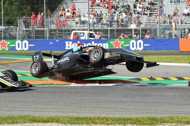 Keyvan Andres ( 12) fliegt in der ersten Kurve ueber die Randsteine, FIA Formel 3, 1. Rennen, Formel 1, Grosser Preis von Italien, 07.09.2019 Formel 1, Grosser Preis von Italien, 07.09.2019 Monza