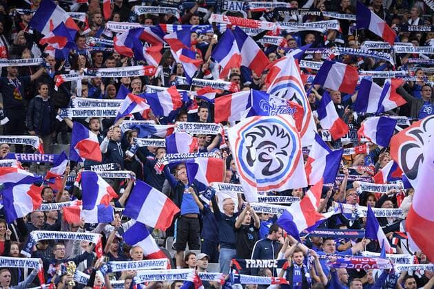 ILLUSTRATION - SUPPORTERS - DRAPEAUX FOOTBALL : France vs Albanie - Qualifications Euro 2020 - 07 09 2019 FEP Panoramic 