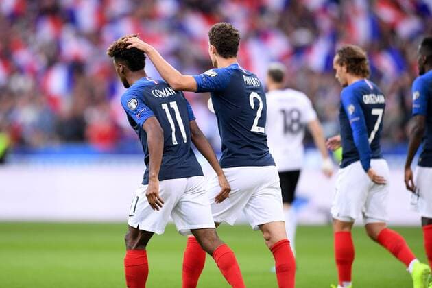 JOIE - 11 KINGSLEY COMAN (FRA) - 02 BENJAMIN PAVARD (FRA) - DOS FOOTBALL : France vs Albanie - Qualifications Euro 2020 - 07 09 2019 FEP Panoramic 