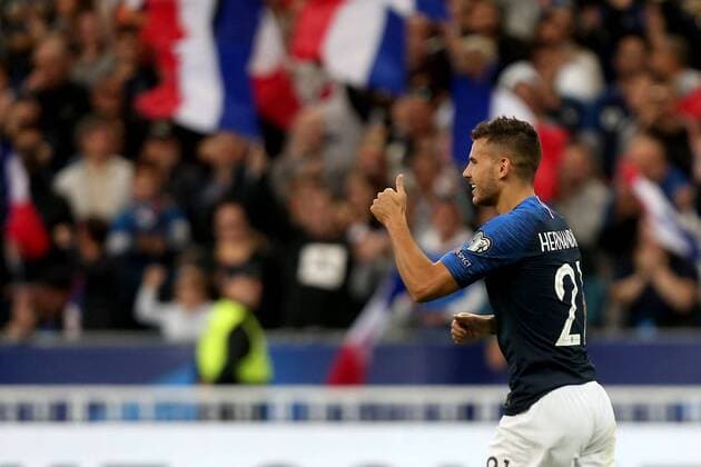 Paris, France 07.09.2019, UEFA EM Qualifikation, Runde 5, Gruppe H, Frankreich - Albanien, Lucas Hernandez (FRA) gestikuliert, gestures, ( Paris Stade de France France eu-images- 01062000021