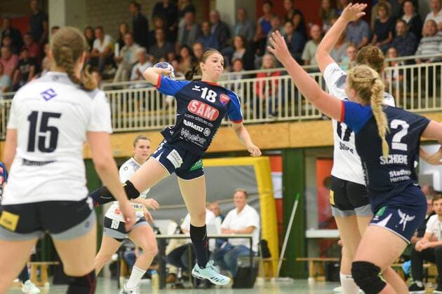 Lea Neubrander (SG H2Ku Herrenberg Kuties 18) SG H2Ku Herrenberg, Handball, Ligaspiel, 07.09.2019, Foto:TBaur Eibner SG H2Ku Herrenberg Kuties vs. Waiblingen Tigers Herrenberg Copyright: xEIBNER TobiasxBaurx EP_TBR