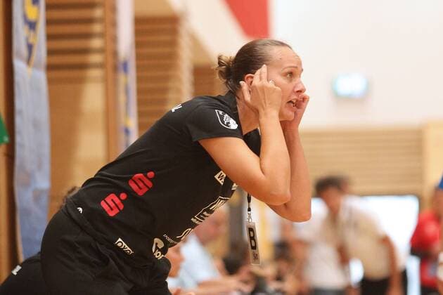 Handball, 2. HBF, HC Leipzig vs. TVB Wuppertal, 08.09.2019 Handball, 2. Bundesliga Frauen, HBF, Saison 2019 2020: HC Leipzig vs. TVB Wuppertal am 08.09.2019 in der Sporthalle Bruederstrasse Leipzig. Im Bild: Trainerin Dagmara KOWALSKA (TVB Wuppertal) Copyright: xBEAUTIFULxSPORTS JanxKaeferx
