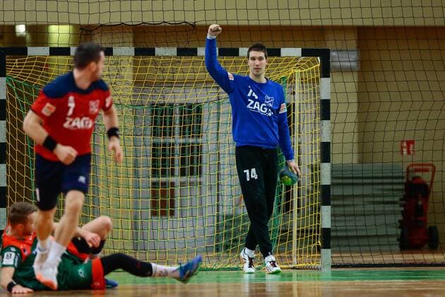 08.09.2019, xtgx, Handball 3. Liga, SC Magdeburg II - TUS VinnhorstI emspor, v.l. Colin Raebiger (Vinnhorst) Jubelt über gehaltenen Ball, abgewehrt, gehalten, Torhüter Magdeburg