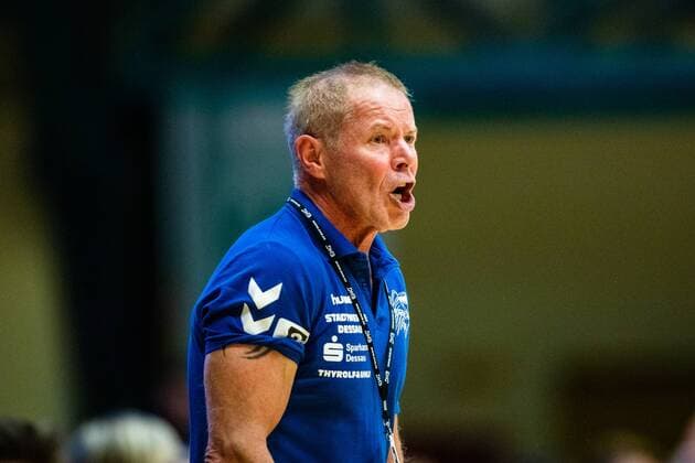 Trainer Uwe Jungandreas (Dessau-Rosslauer HV 06) waehrend der Begegnung in der 3. Liga Handball (Herren) - Saison 2019-2020 zwischen Dessau-Rosslauer HV 06 und TV 05-07 Hüttenberg in der Anhalt Arena am 8. September 2019 in Dessau-Rosslau, Sachsen Anhalt, Deutschland