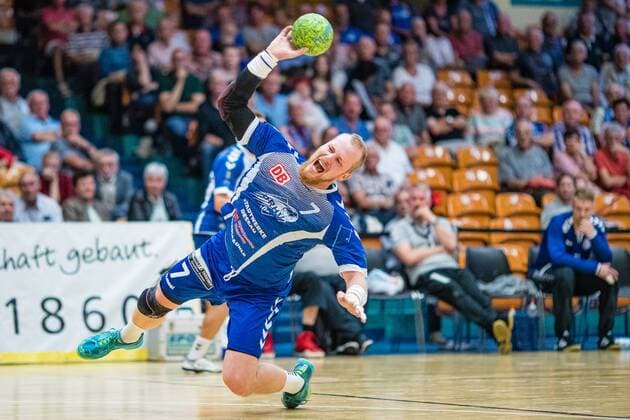 Libor Hanisch ( 7 Dessau-Rosslauer HV 06) waehrend der Begegnung in der 3. Liga Handball (Herren) - Saison 2019-2020 zwischen Dessau-Rosslauer HV 06 und TV 05-07 Hüttenberg in der Anhalt Arena am 8. September 2019 in Dessau-Rosslau, Sachsen Anhalt, Deutschland