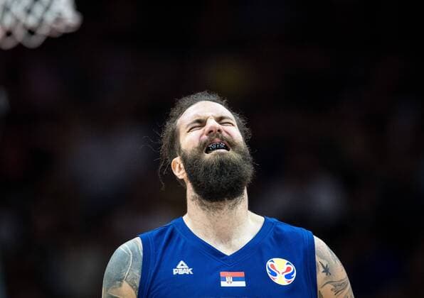 Bilder des Jahres 2019, Sport 09 September Sport Themen der Woche KW36 Sport Bilder des Tages (190908) -- WUHAN, Sept. 8, 2019 -- Miroslav Raduljica of Serbia reacts during the group J match between Spain and Serbia at the 2019 FIBA World Cup in Wuhan, capital of central China s Hubei Province, Sept. 8, 2019. ) (SP)CHINA-WUHAN-BASKETBALL-FIBA WORLD CUP-GROUP J-ESP VS SRB (CN) XiaoxYijiu 