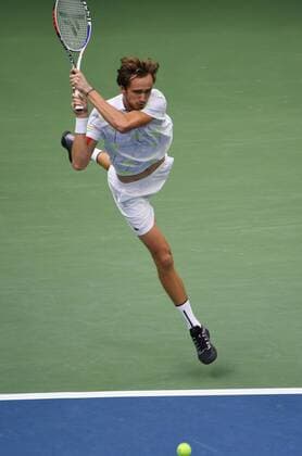 (190909) -- NEW YORK, Sept. 9, 2019 -- Daniil Medvedev of Russia hits a return during the men s singles final match between Rafael Nadal of Spain and Daniil Medvedev of Russia at the 2019 US Open in New York, the United States, Sept. 8, 2019. ) (SP)US-NEW YORK-TENNIS-US OPEN-MEN S SINGLES-FINAL LiuxJie 