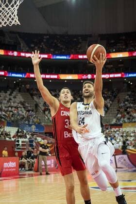 Basketball Shanghai 09.09.2019 FIBA Basketball Weltmeisterschaften World Cup WM Weltmeisterschaft Deutschland (GER) - Kanada (CAN) Maximilian Kleber (Deutschland, No.24) WILTJER Kyle (Kanada, No.33)