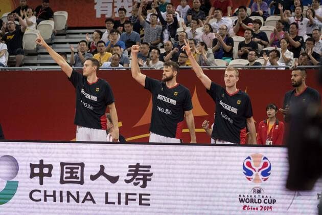 Basketball Shanghai 09.09.2019 FIBA Basketball Weltmeisterschaften World Cup WM Weltmeisterschaft Deutschland (GER) - Kanada (CAN) Johannes Voigtmann (Deutschland, No.07) Danilo Barthel (Deutschland, No.22) Nils Giffey (Deutschland, No.05) Jubel