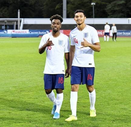 09.09.2019 Basel. Fussball Herren Saison 2019 2020 Laenderspiel U 20 Schweiz - England. Im Bild : 16 Angel Gomes - 14 Andre Dozzell (GBR) Aktion